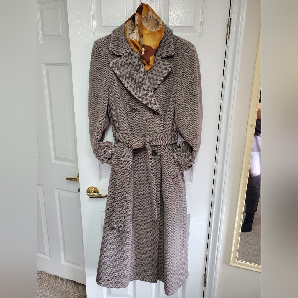 Gorgeous Women's Brown Herringbone Double-Breasted Coat Alpaca Wool